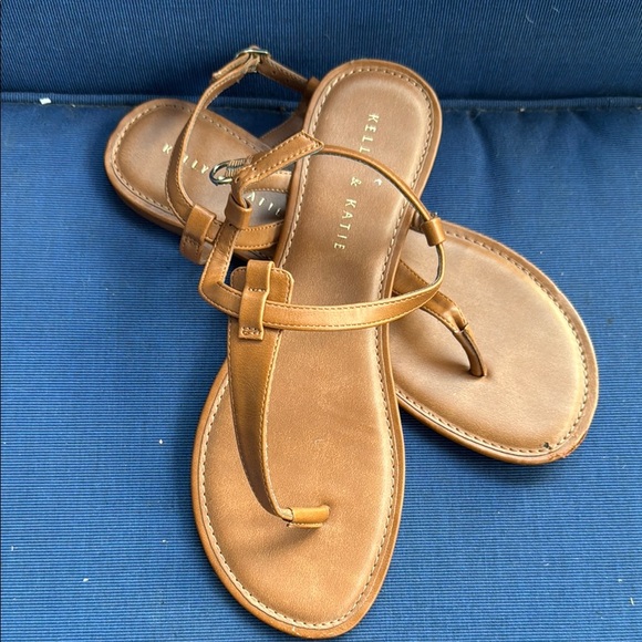 Elegant Brown Sandals - Picture 1 of 5